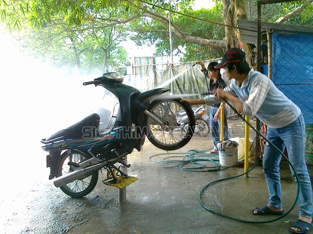 kinh doanh mở tiệm rửa xe máy
