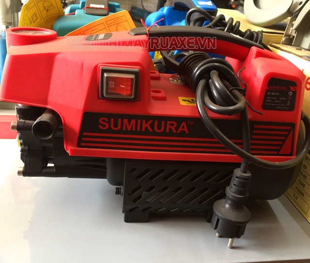 Máy rửa xe Sumikura 1800W gây chú ý với nhiều điểm sáng về công nghệ
